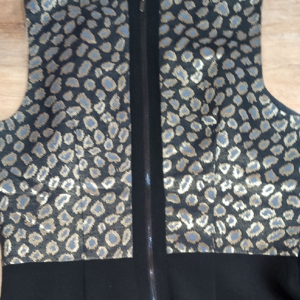 Like New Ann Taylor Dress - Picture 5 of 10